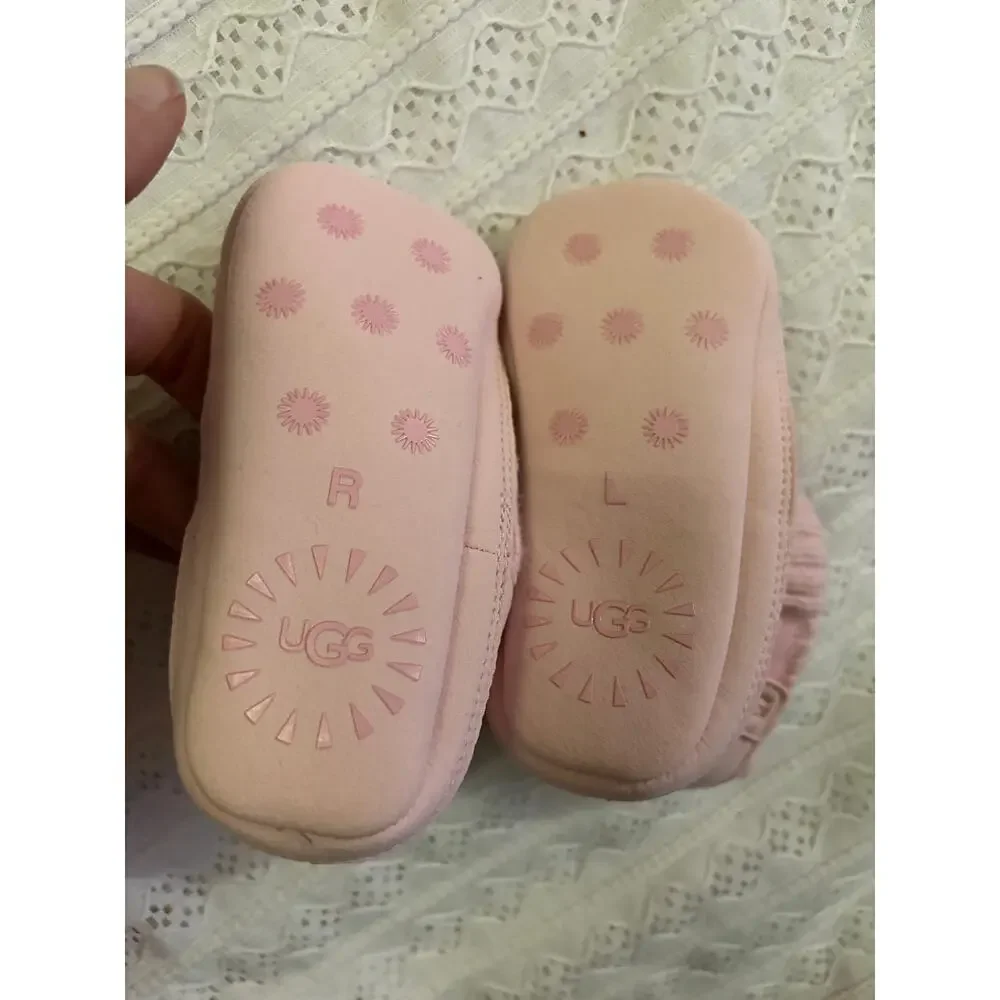 UGG Bixbee Baby Booties Pink Knit Slip On Infant Size 4/5 Soft Sole